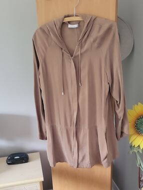 Lightweight Hooded Longline Jacket in Camel